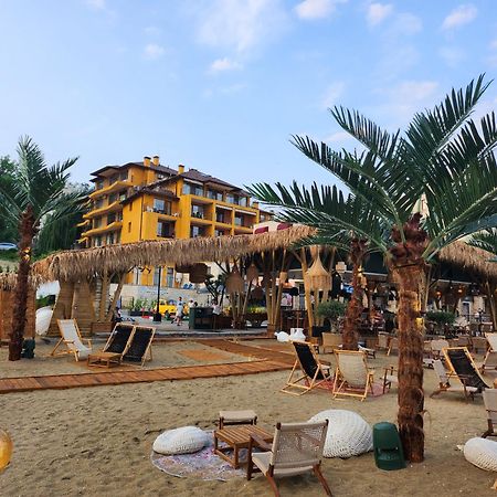 Supreme Beach Apartments Балчик Экстерьер фото