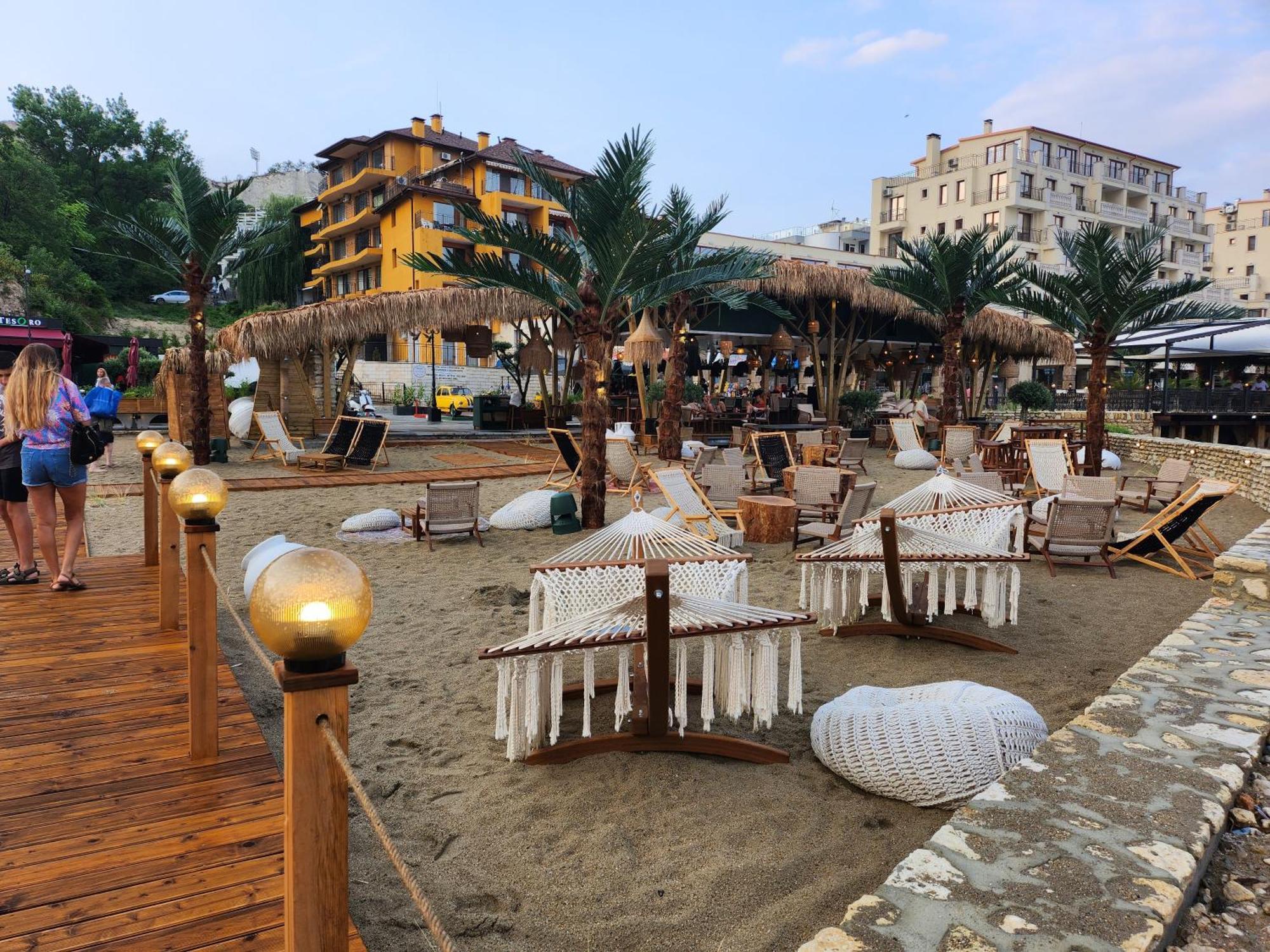 Supreme Beach Apartments Балчик Экстерьер фото