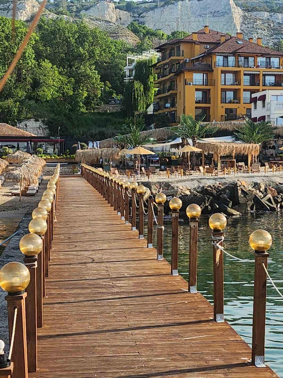 Supreme Beach Apartments Балчик Экстерьер фото